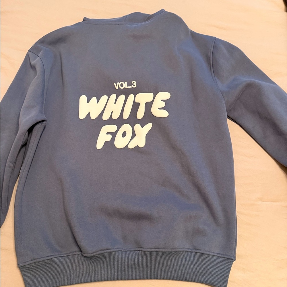 White Fox Boutique Blue Sweatshirt